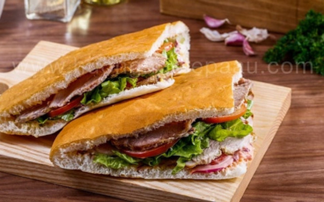 Tiệm Trà Bánh Doner Bắc Giang - 1 Cô Bắc