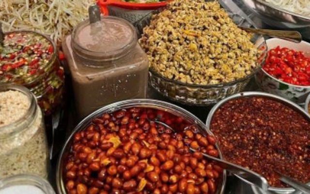 Quán O Bi Cơm Hến