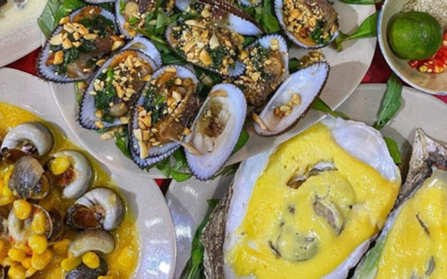 Ốc Tín - Tôn Thất Thuyết