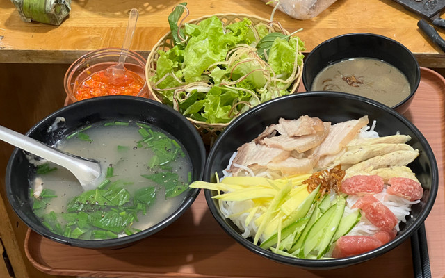 81 FOOD - Bún Mắm Nước Tôm Gia Lai - Hoàng Diệu 2