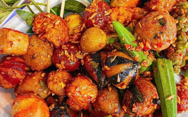 CƠM GÀ XỐI MỠ - HIỆP THÀNH 13