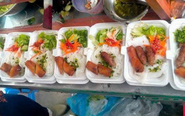 Bún Thịt Nướng Cô 6