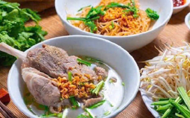 WIN WIN - Hủ Tiếu Nam Vang - Chung Cư Ngô Gia Tự