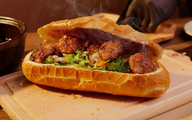 Bánh Mì Thịt Nướng 262 - Vạn Kiếp