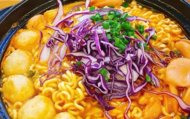 Coffee, Latte & Mỳ Cay - Lúa Vàng