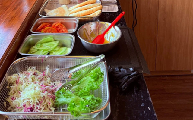 BayBay Bánh Mì Kẹp Thịt