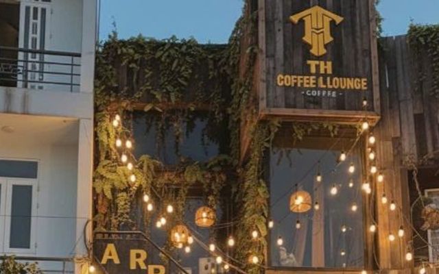 TH Coffee - Huỳnh Cương