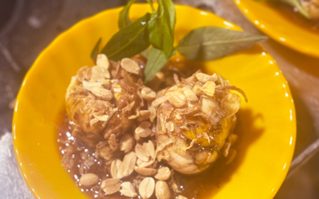 Chi Lăng - Hột Vịt Lộn & Chim Cút Chiên