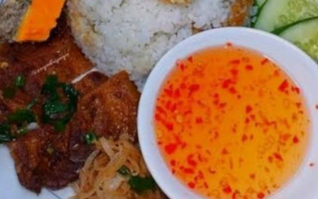 Cơm Tấm Thịt Chiên D12 - Ngô Thị Tập
