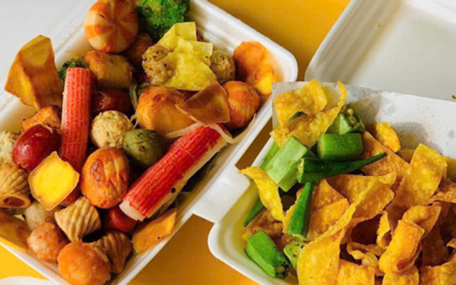 Mì Trộn & Cá Viên Chiên Núp Hẻm