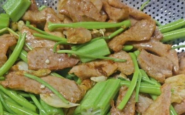 Cường - Vú Heo Chiên & Tóp Mỡ Chiên Giòn - Nhà Thờ Hầm