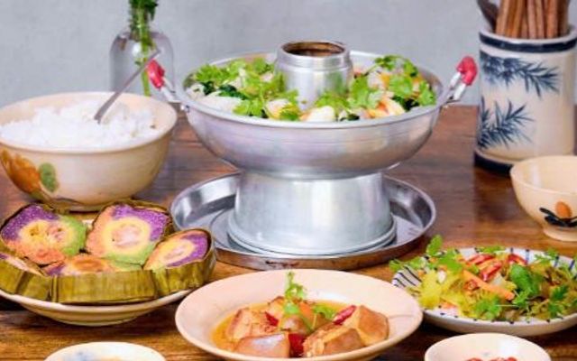 Nhà Hàng Ngân Long - Chuyên Các Món Truyền Thống Việt Nam